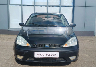 Подержанный автомобиль Ford Focus Sedan 2004 года (2 фото)