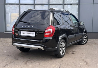 Подержанный автомобиль LADA (ВАЗ) Granta Wagon 2023 года (4 фото)