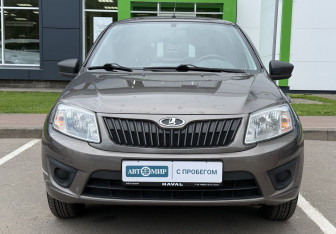 Подержанный автомобиль LADA (ВАЗ) Granta Liftback 2017 года (2 фото)