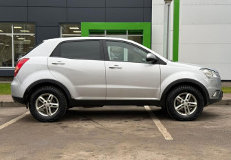 Подержанный автомобиль SsangYong Actyon 2012 года (4 фото)