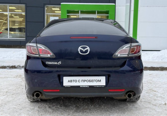 Подержанный автомобиль Mazda 6 Sedan 2010 года (6 фото)