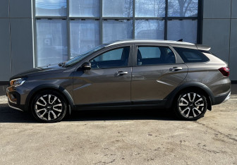 Подержанный автомобиль LADA (ВАЗ) Vesta Wagon 2025 года (4 фото)