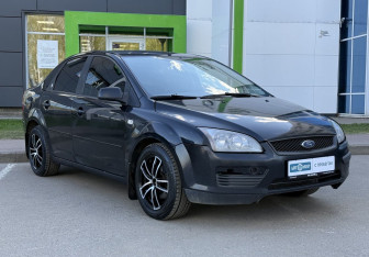 Подержанный автомобиль Ford Focus Sedan 2007 года (3 фото)