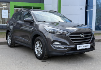 Подержанный автомобиль Hyundai Tucson 2016 года (3 фото)