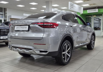 Подержанный автомобиль Haval F7x 2020 года (5 фото)