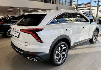 Новый Haval F7 2025 (4 фото)