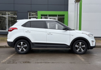 Подержанный автомобиль Hyundai Creta 2021 года (4 фото)