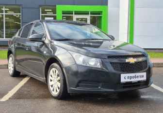Подержанный автомобиль Chevrolet Cruze Sedan 2012 года (3 фото)
