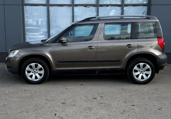 Подержанный автомобиль Skoda Yeti 2010 года (5 фото)