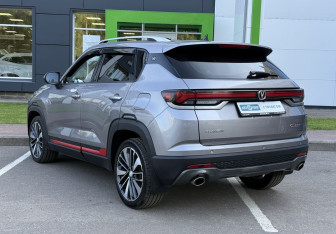 Подержанный автомобиль Changan CS35PLUS 2024 года (7 фото)