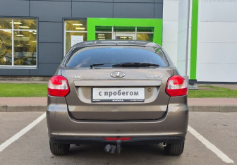 Подержанный автомобиль LADA (ВАЗ) Granta Liftback 2017 года (6 фото)