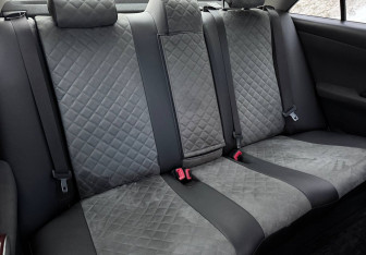 Подержанный автомобиль Toyota Camry Sedan 2012 года (11 фото)