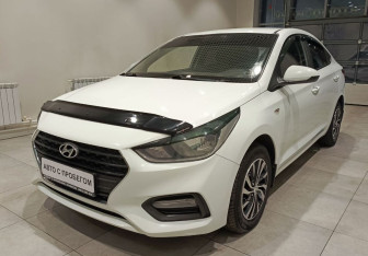 Подержанный автомобиль Hyundai Solaris Sedan 2017 года (5 фото)