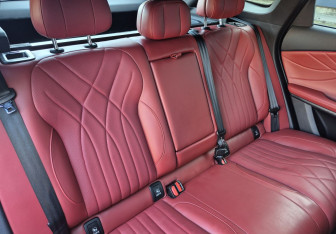 Подержанный автомобиль Exeed RX 2023 года (16 фото)