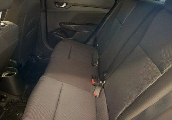 Подержанный автомобиль Hyundai Solaris Sedan 2021 года (14 фото)