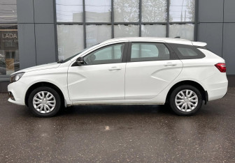 Подержанный автомобиль LADA (ВАЗ) Vesta Wagon 2020 года (5 фото)
