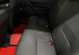Подержанный автомобиль LADA (ВАЗ) Kalina Hatchback 2013 года (12 фото)