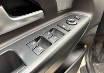 Подержанный автомобиль Kia Ceed Wagon 2010 года (15 фото)