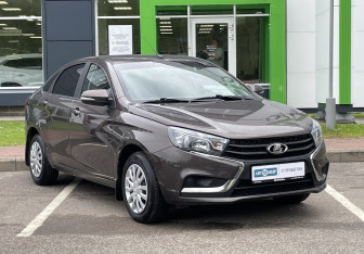 Подержанный автомобиль LADA (ВАЗ) Vesta Sedan 2020 года (3 фото)