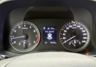 Подержанный автомобиль Hyundai Tucson 2020 года (13 фото)