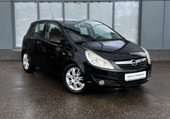 Подержанный автомобиль Opel Corsa 2008 года (3 фото)