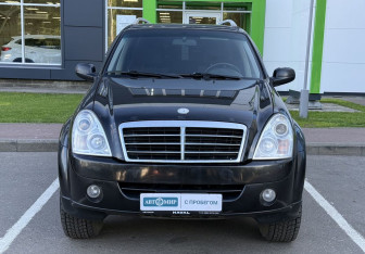 Подержанный автомобиль SsangYong Rexton 2011 года (2 фото)