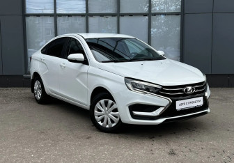 Подержанный автомобиль LADA (ВАЗ) Vesta Sedan 2023 года (3 фото)