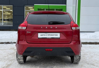 Подержанный автомобиль LADA (ВАЗ) XRAY 2020 года (6 фото)