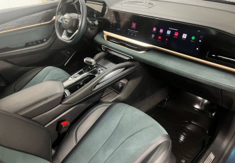 Подержанный автомобиль Geely Monjaro 2024 года (13 фото)