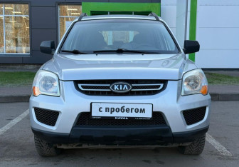 Подержанный автомобиль Kia Sportage 2009 года (2 фото)
