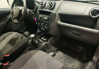 Подержанный автомобиль LADA (ВАЗ) Granta Liftback 2015 года (11 фото)
