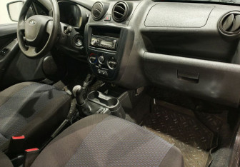 Подержанный автомобиль LADA (ВАЗ) Granta Sedan 2013 года (14 фото)