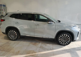 Подержанный автомобиль Exeed TXL 2022 года (11 фото)