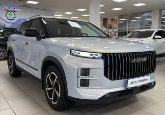 Подержанный автомобиль Jaecoo J7 2024 года (3 фото)