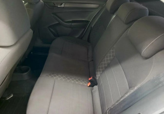 Подержанный автомобиль Skoda Rapid Liftback 2020 года (14 фото)