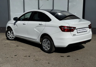 Подержанный автомобиль LADA (ВАЗ) Vesta Sedan 2021 года (8 фото)