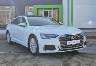 Подержанный автомобиль Audi A6 Sedan 2019 года (3 фото)