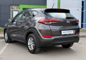 Подержанный автомобиль Hyundai Tucson 2016 года (7 фото)