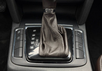 Подержанный автомобиль Skoda Superb Wagon 2012 года (16 фото)