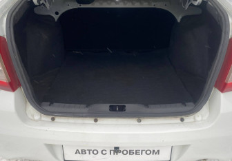 Подержанный автомобиль Datsun on-DO 2015 года (13 фото)