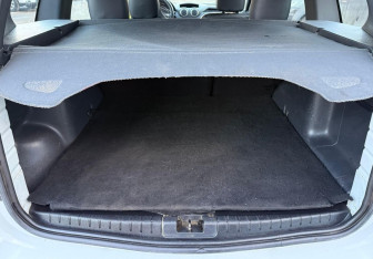 Подержанный автомобиль Renault Duster 2014 года (14 фото)