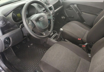 Подержанный автомобиль LADA (ВАЗ) Granta Sedan 2013 года (9 фото)