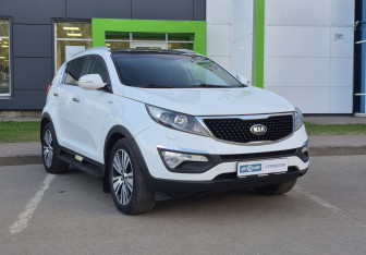 Подержанный автомобиль Kia Sportage 2015 года (3 фото)