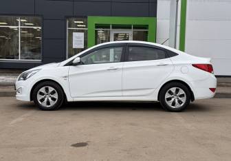 Подержанный автомобиль Hyundai Solaris Sedan 2016 года (8 фото)