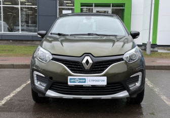 Подержанный автомобиль Renault Kaptur 2016 года (2 фото)