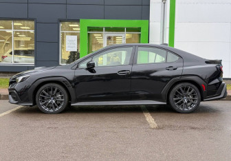 Подержанный автомобиль Subaru WRX 2023 года (8 фото)