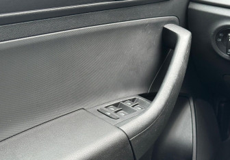 Подержанный автомобиль Skoda Rapid Liftback 2020 года (14 фото)