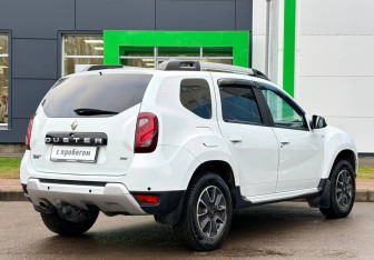 Подержанный автомобиль Renault Duster 2019 года (5 фото)