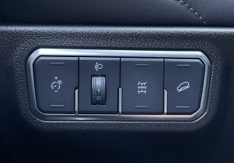 Подержанный автомобиль Haval F7 2021 года (17 фото)