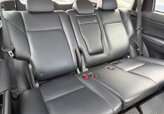 Подержанный автомобиль Mitsubishi Pajero Sport 2022 года (11 фото)